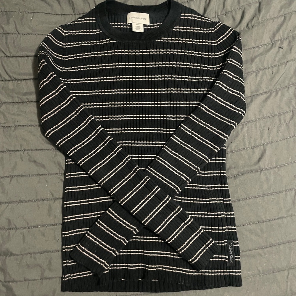 Calvin Klein Black and White Striped Ribbed Sweater in Small